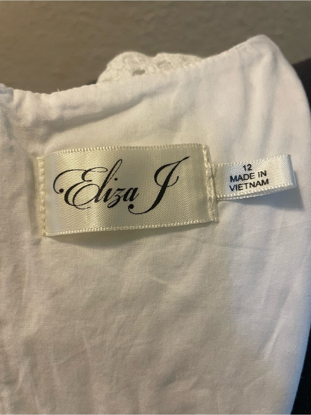 Eliza J Women’s Cream Eyelet V-Neck Midi Dress Size 12 - Picture 5 of 16